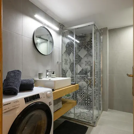 Diamond's Place Atene